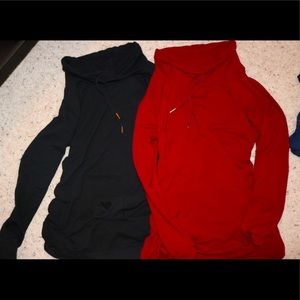Lot of 2 maternity pullovers